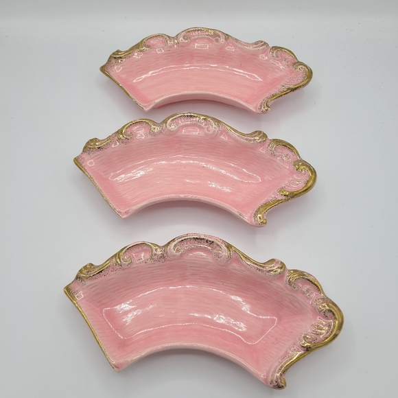 Mid Century California American Pottery 254 Filigree Dish Pink & Gold Set of 3 - Picture 6 of 6